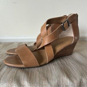 Lucky Brand Women's Jenley Wedges Sz 8 EUC Tan Leather
